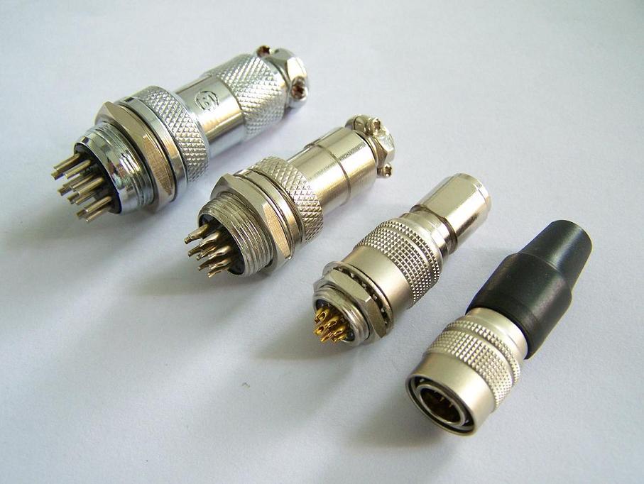 电连接器的电接触和绝缘失效特征
