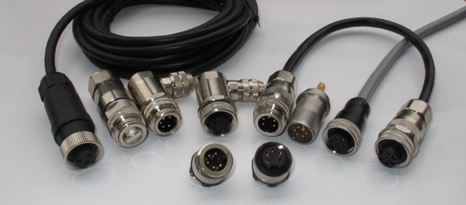 关于工业连接器的作用