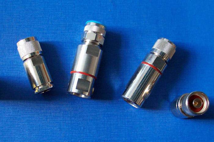 射频同轴连接器的发展状况和特点
